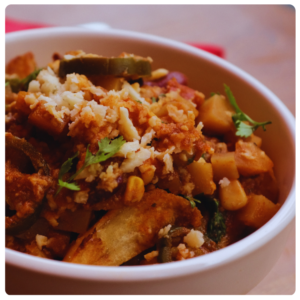 CHIPS WITH VEGETARIAN CHILLI  AND CHEESE